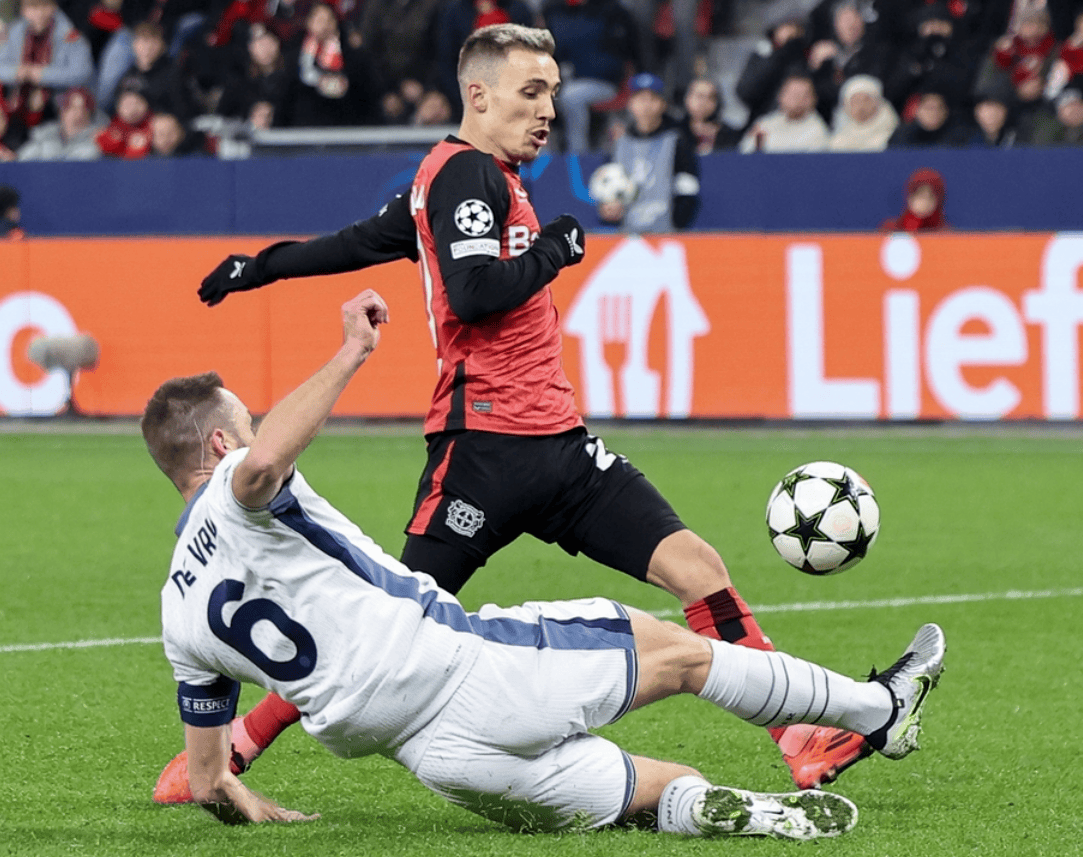 英格兰逆转智利,内马尔点燃赛场 英格兰逆转智利,内马尔点燃赛场