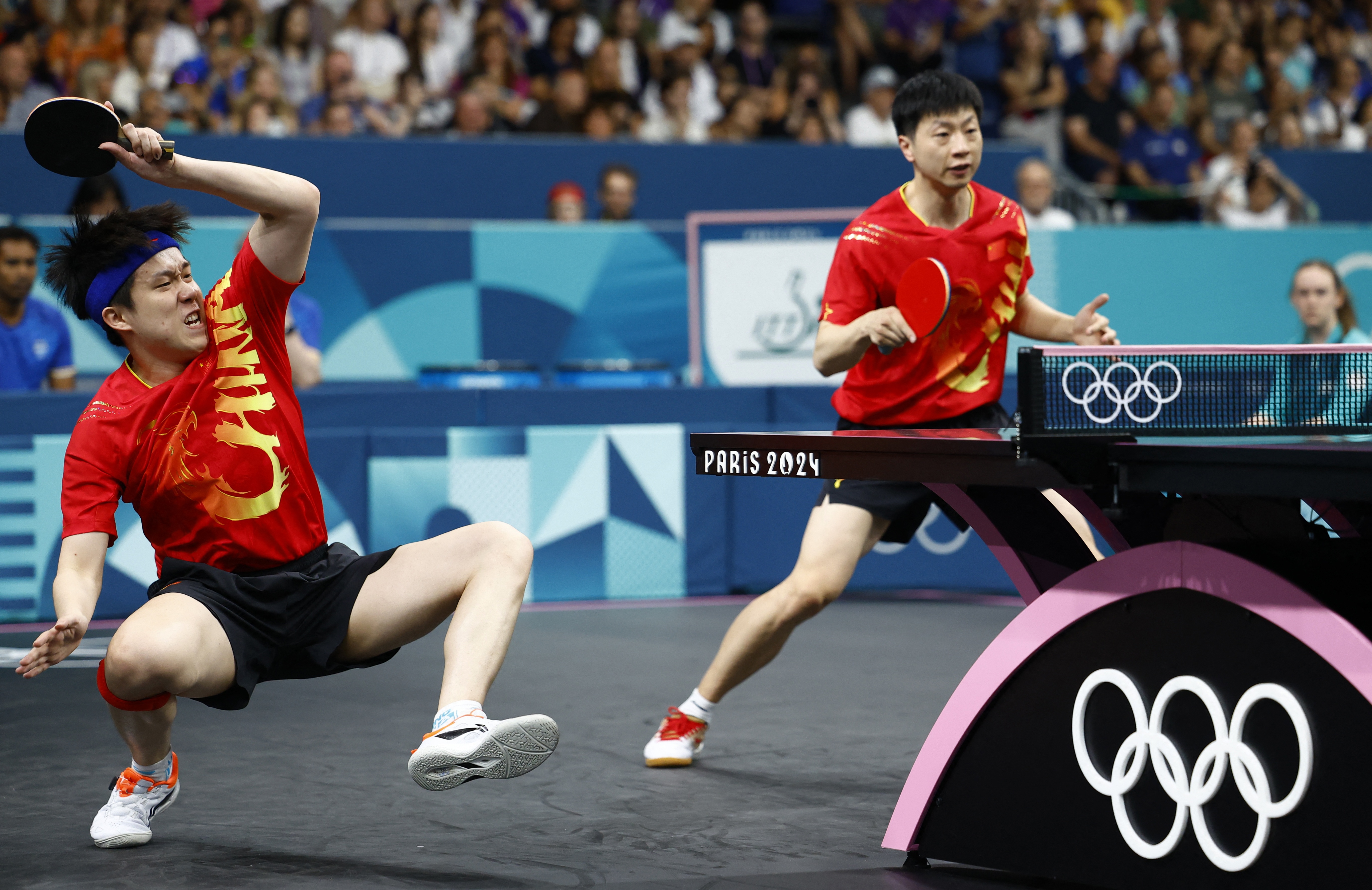 法国乒乓球队碾压波兰乒乓球队，马龙爆发神勇