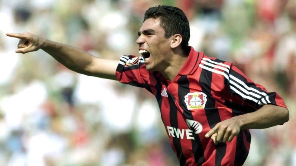 勒沃库森遭遇惨败,沙尔克继续颓势 勒沃库森遭遇惨败,沙尔克继续颓势