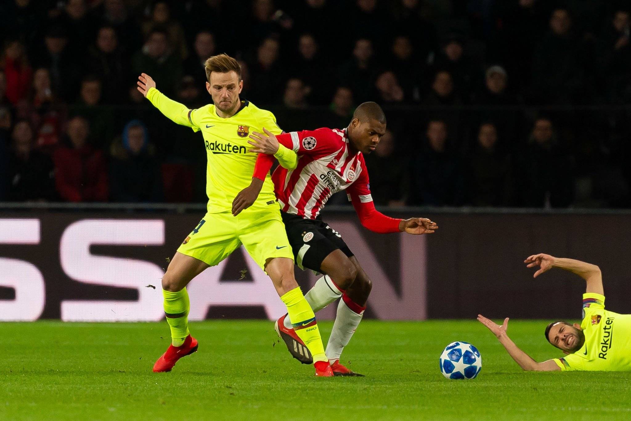 瑞士横扫巴萨，阿尔巴打破历史纪录