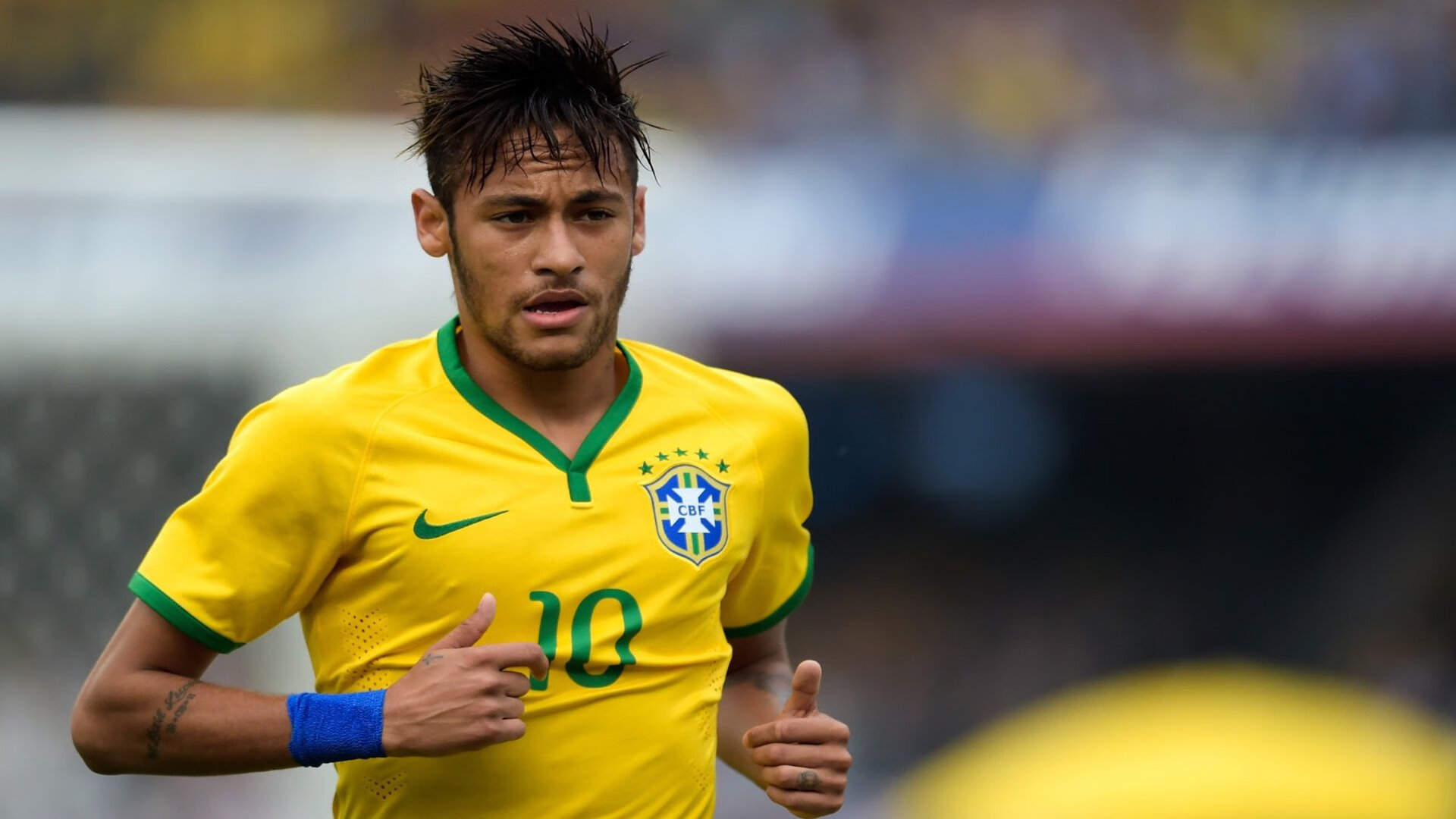 阿圭罗高光闪耀，哥伦比亚力克中国背后的战术启示